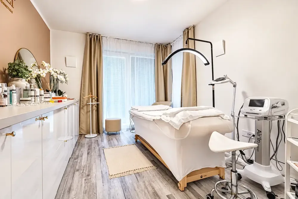 Salon Lumei v Kladně